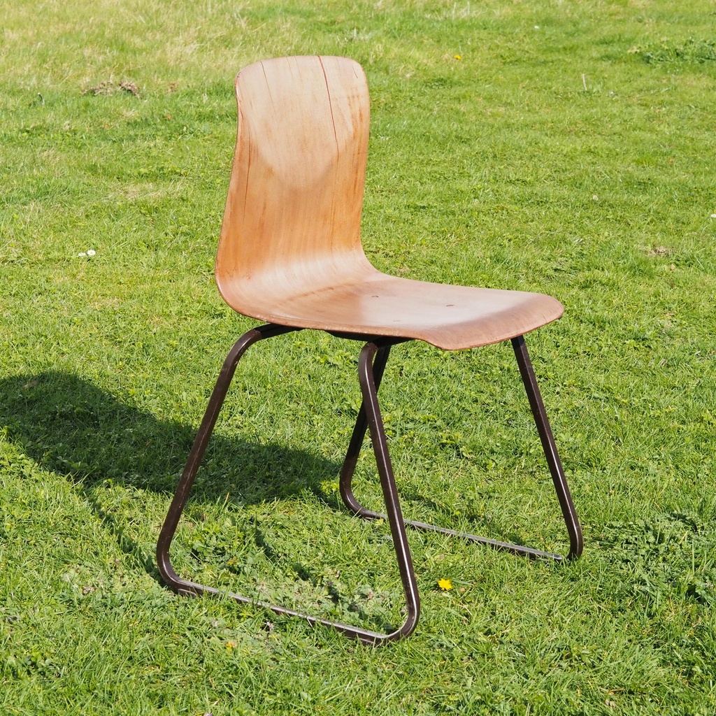 [972FUR001] Stackable chair in Pagwood by Thur-op-seat - Faded