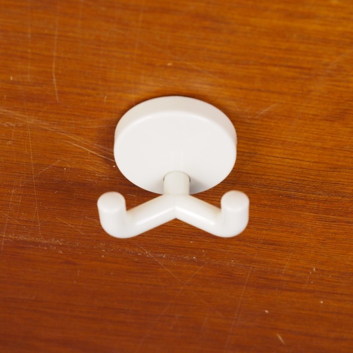 [999SAN1003] Double hook in white ABS plastic by Hewi (ca. 1980)