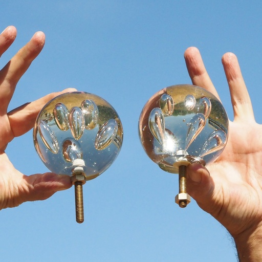 [334HAR008] Handmade glass knob 'Teardrop' by Emery&Cie (⌀ 9 cm)
