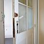 Door in varnished & painted solid wood and texture glass (H. 227 x W. 88.5 cm) - Left