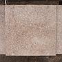Red granite slabs (<2,9 cm thick) - Sold per m2