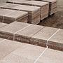 Red granite slabs (<2,9 cm thick) - Sold per m2